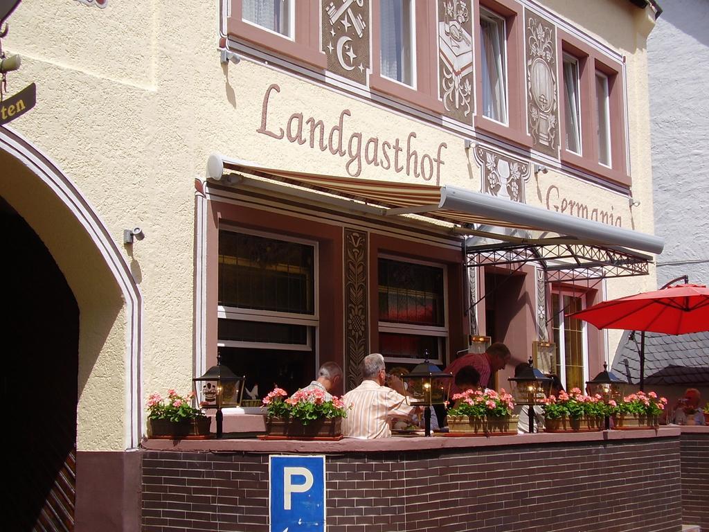 Landgasthof Germania ฮูเดสไฮม์ แอม ไฮน์ ภายนอก รูปภาพ